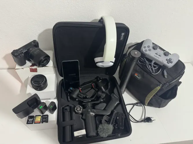 Kit Sony ZV-E10 + 2 Lentes + Gimbal, Headset e Acessórios