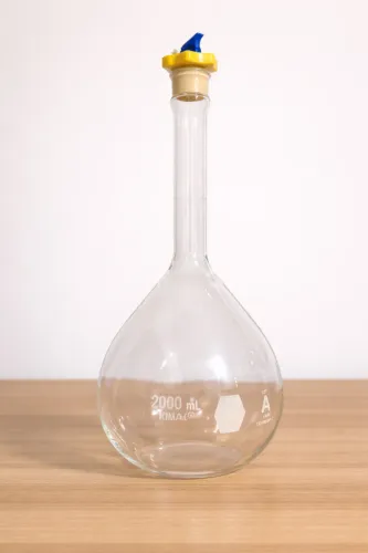 Balão/Frasco Volumétrico/ 2000mL em Vidro Borossilicato - Classe A - Tampa Inclusa