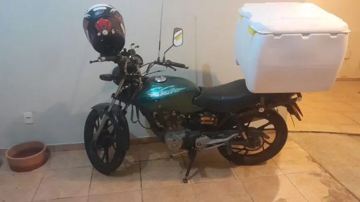 Troco por carro