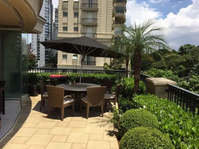 Apartamento Garden na Rua Curitiba, 402m2 com 4 x Suítes no Paraíso/São Paulo - zelohub.co