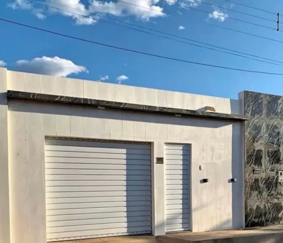 CASA NO BAIRRO INDUSTRIAL 