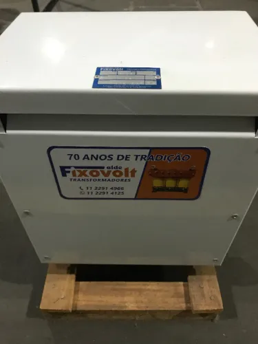 Transformador 20kVa 220/380V Cabinado FIXOVOLT
