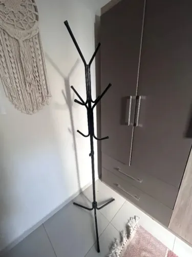 cabideiro com oito braços