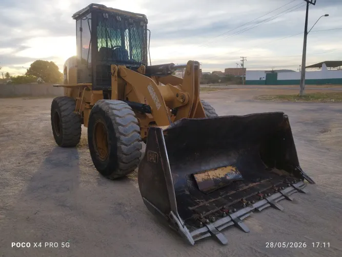 Pá carregadeira Caterpillar 924hz