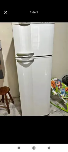 Geladeira Electrolux Frost Free duplex completa vendo e te Entrego!