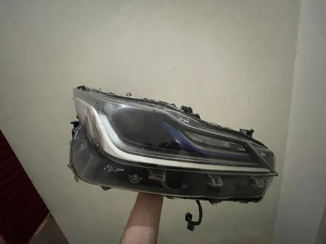 Lanterna Corolla híbrido 2019 Lado direito
