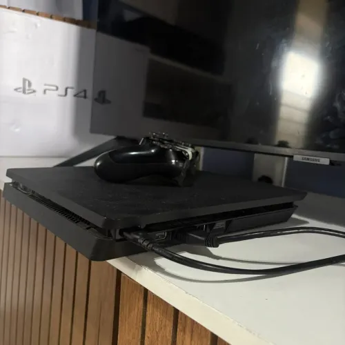 Ps4 slim 1tb para sair hoje