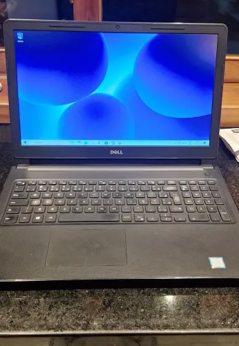 Notebook Dell inspiron 15 core i7 7th generation<br>8Gb, HD 2Tb,