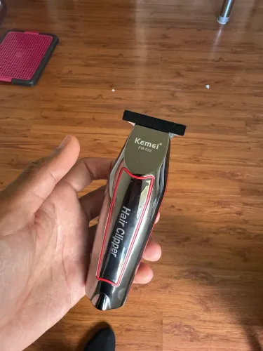 Kemei KM-032 nova (máquina acabamento cabelo e barba)