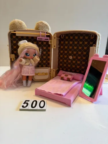 BONECA NA! NA! NA! SURPRISE