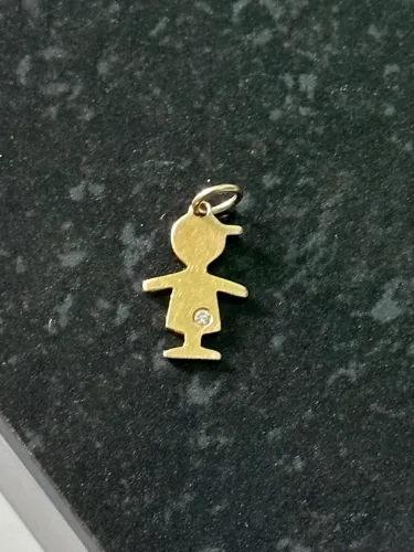 Pingente de ouro com diamante Hstern