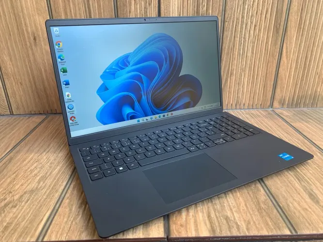 VENDO NOTEBOOK DELL INSPIRON 15