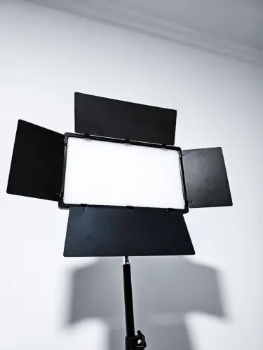 Painel LED Forte U800+ 50W Luz de Vídeo e Estúdio 2500K-8500K