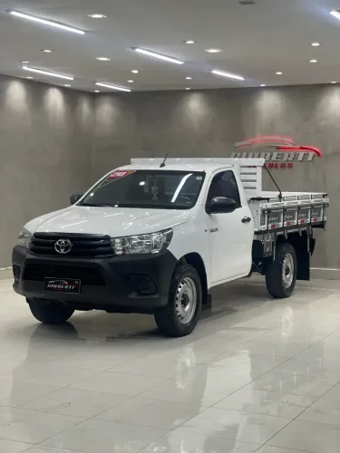 Toyota Hilux CS 4X4 2.8 TDI Diesel Mec. 2020