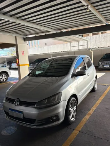 Volkswagen Fox Highline 1.6 Flex 16V 5P 2015