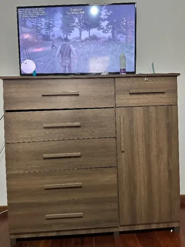 Cômoda 5 gavetas 