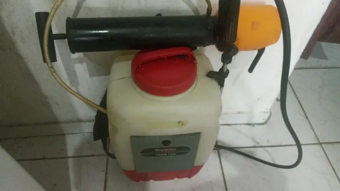 Pulverizador dedetização 