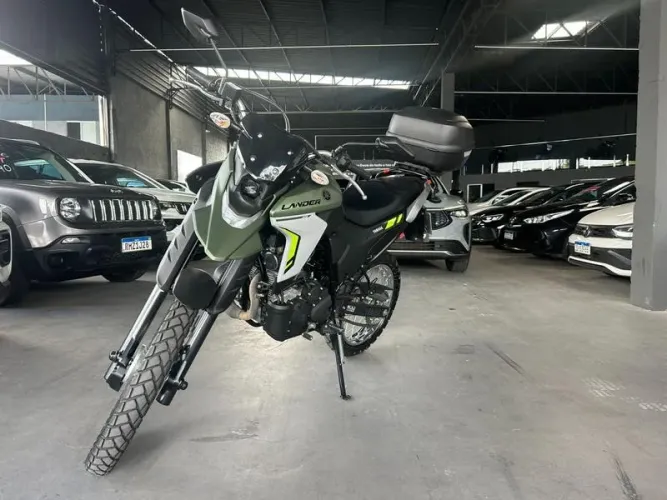 YAMAHA XTZ 250 LANDER 2025