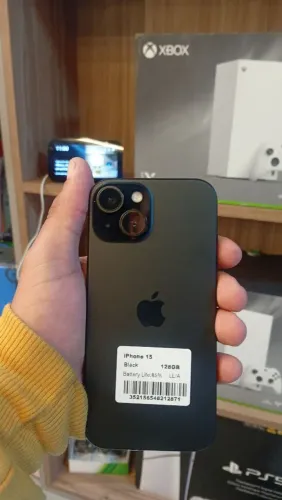 iPhone 15
