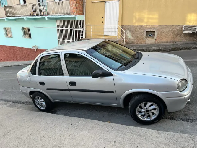 Chevrolet Corsa GL 1.6 MPFI / 1.4 EFI 2P E 4P 1999