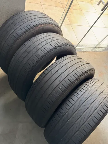 Jogo Pneus Michelin 255/60-18 Usado Bom Estado