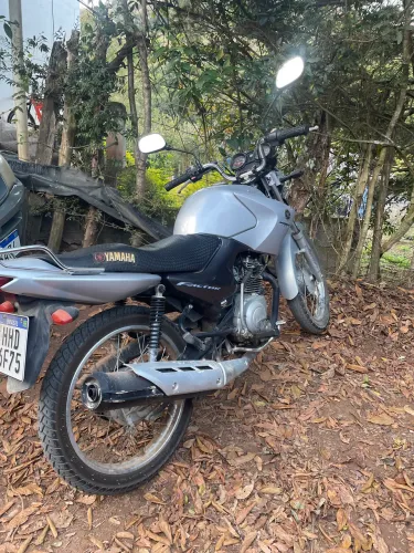 Factor 2009 moto de garagem pouco rodado tudo ok nada pra fazer