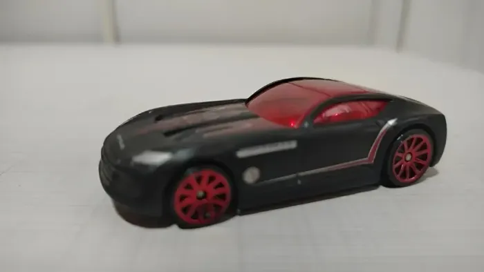 Miniatura Chrysler Pirepower Hotwheels 1/64 Preto