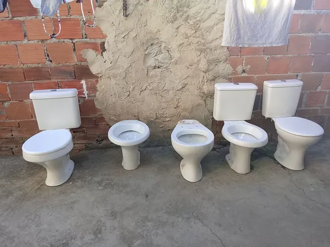 Vaso sanitário pra sua casa sua obra e pra seu trabalho d 100 a 300 reais