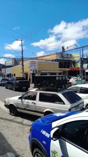 Carros de som