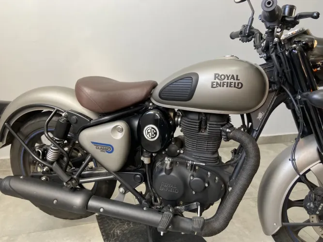 Royal enfield Classic dark 350cc abs 2024