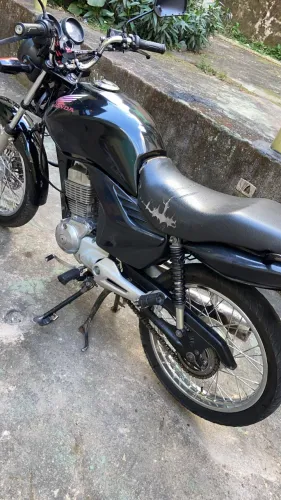 Vendo fan 125 motor passado pra 150 parte de dentro