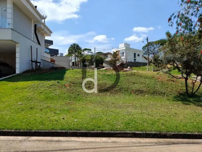 Terreno à venda, 494 m² por R$ 490.000,00 - Condomínio Via Castelli - Louveira/SP