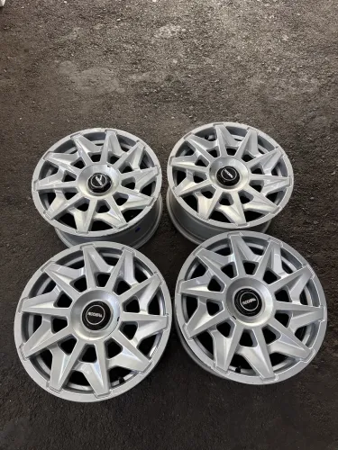 Rodas Rodera aro 17 tala 8 furacão 4x100 4x108
