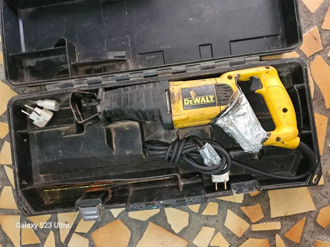 Serra sabre Dewalt