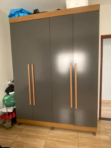 Guarda Roupa