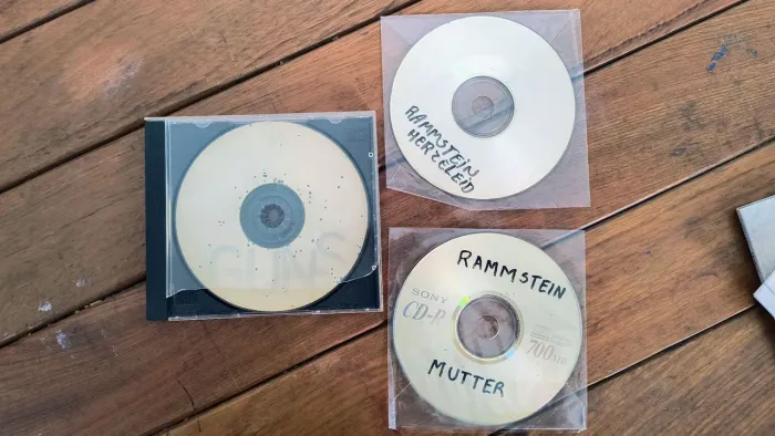 CD diversos - músicas e programas de computador