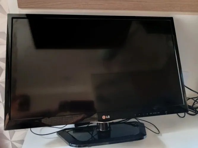 Vendo tv semi nova 28 polegadas
