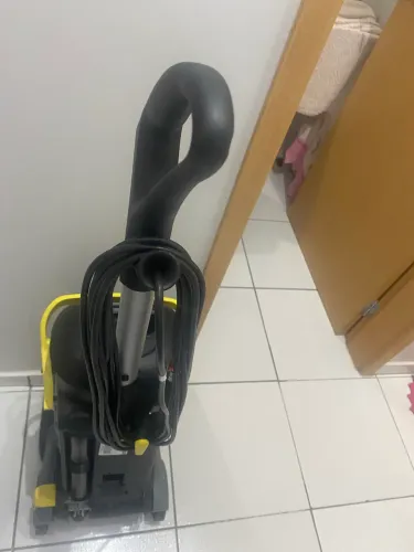 Máquina kartcher 30/4