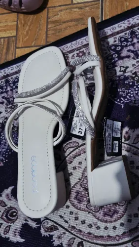 2 sapatos 37