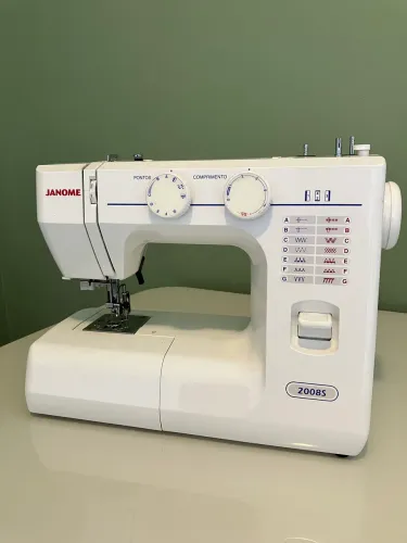 Máquina De Costura Janome 2008S