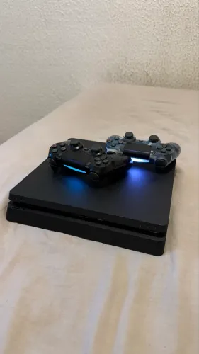PS4 EM ÓTIMO ESTADO