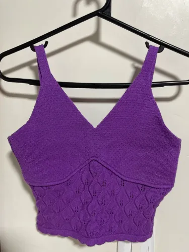 blusinha roxa
