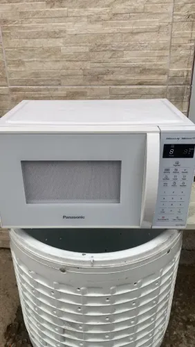 MICROONDAS 220V PANASONIC NOVO
