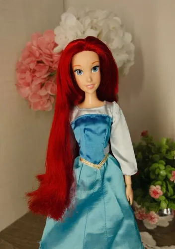 Barbie Princesa Ariel Disney Store