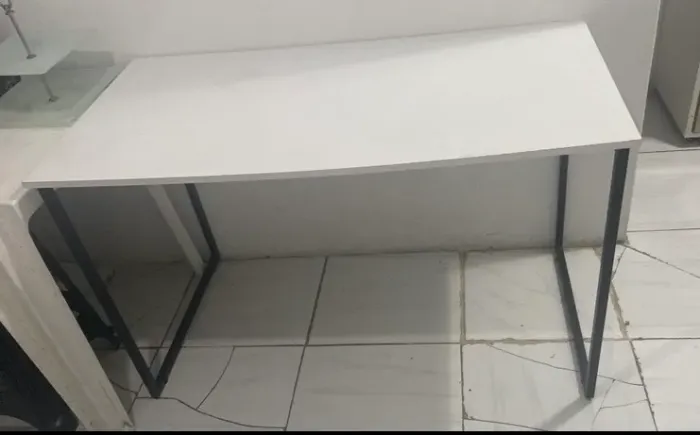 Vendo mesa de escritório 