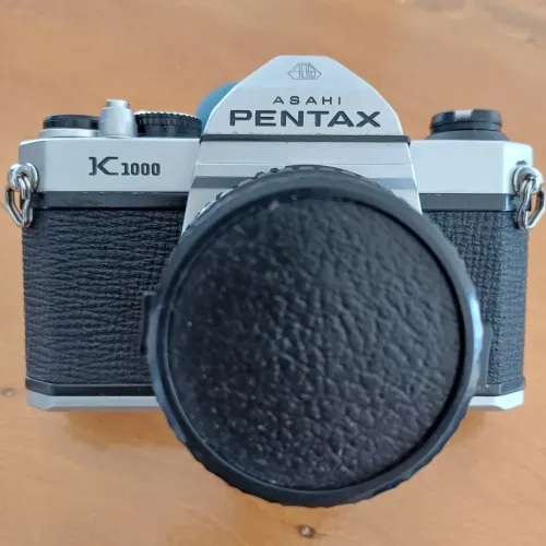 Pentax K1000 com acessórios