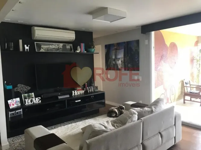 Apartamento mobiliado à venda no CODE CAMPO BELO - São Paulo - SP.