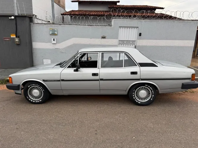 Chevrolet Opala Comodoro/comod. SLE 4.1/2.5 1987