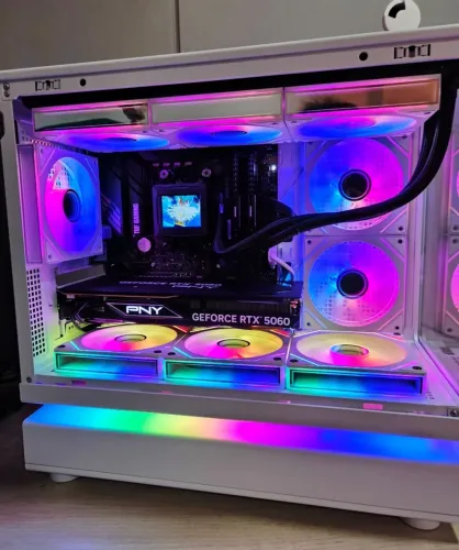 PC Gamer Ryzen 5 5500X3D + RTX 5060 8GB + 32GB Corsair RGB + SSD NVMe