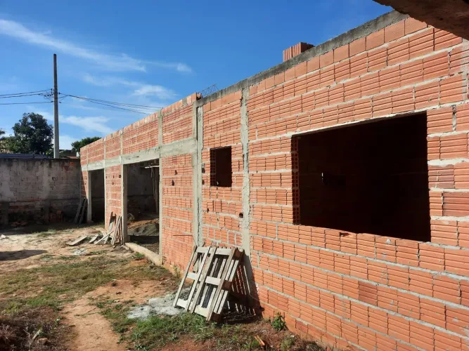 Vende-se Chácara